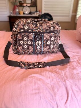 Vera Bradley Weekender travel bag in the retired Canyon print